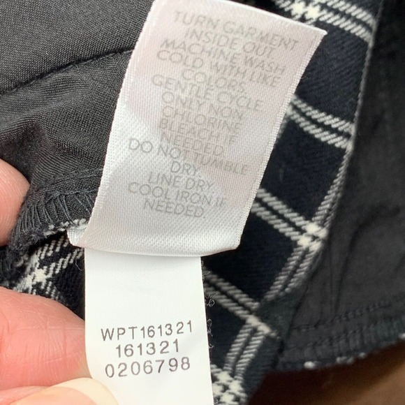 J Jill Women's Cropped Pants Premium Bi-Stretch Black/White Plaid Career Size 10 - Picture 10 of 10